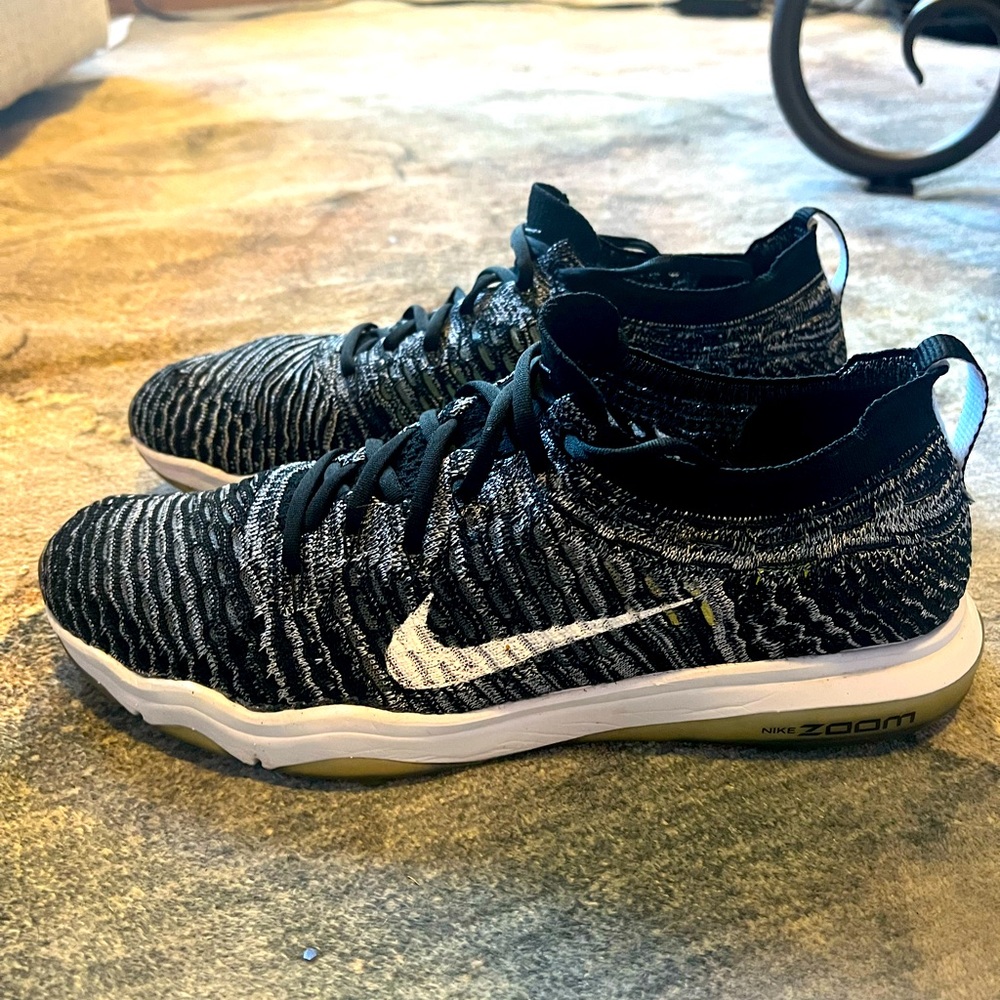 Nike Black and White Athletic Shoes